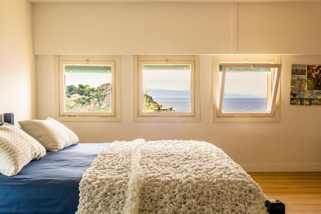 Sea Life - Taormina Apartment Bagian luar foto