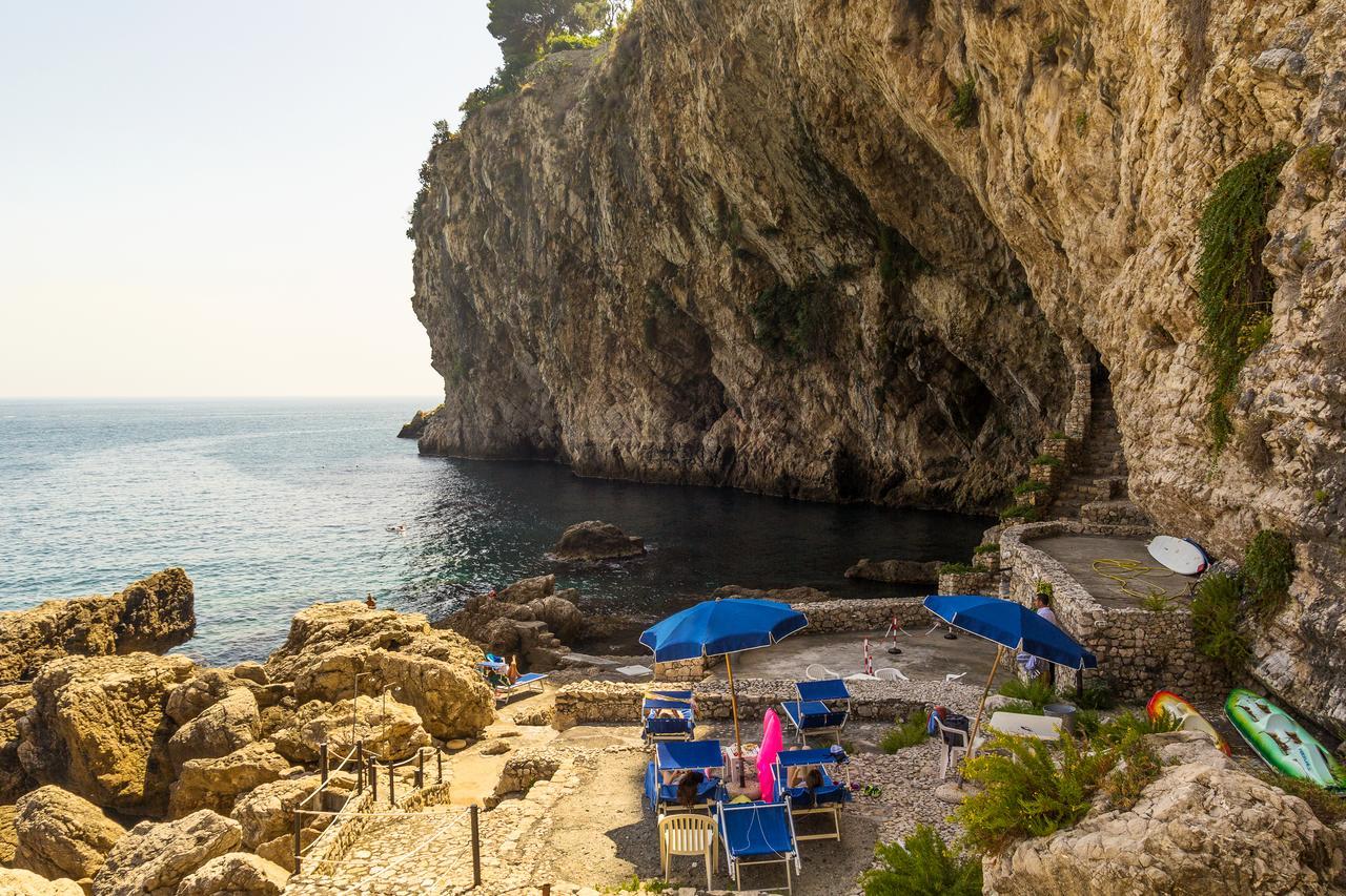 Sea Life - Taormina Apartment Bagian luar foto